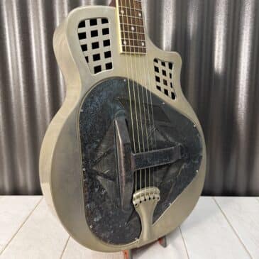 Royall #220661 FS Delta Trifecta Antique Steel Tricone Custom Resonator Guitar