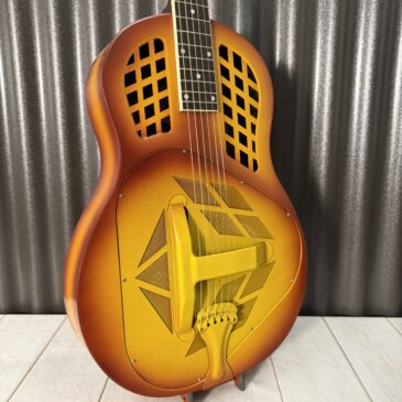 Royall #220343 FS Trifecta Classic Vintage Cherryburst Tricone Resonator Guitar